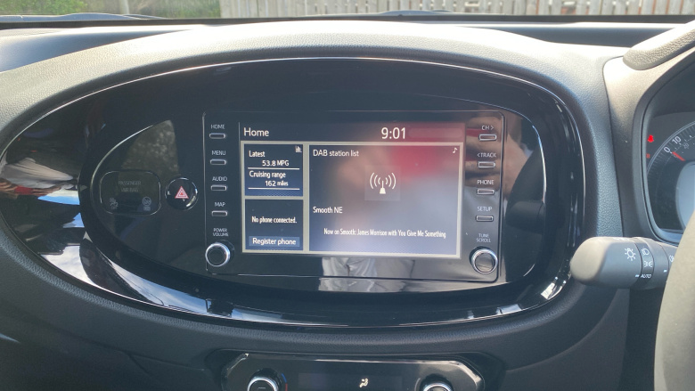 Toyota Aygo X 1.0 VVT-i Edge 5dr Auto Petrol Hatchback